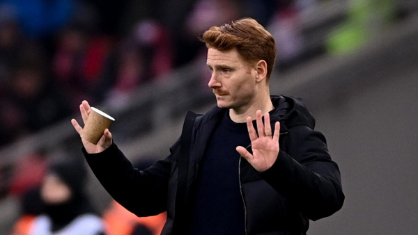 КДК РФС оштрафовал тренера Абаскаля за выход за пределы технической зоны