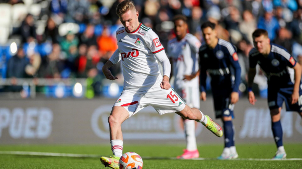 Глушенков признан лучшим игроком "Локомотива" в октябре по версии болельщиков