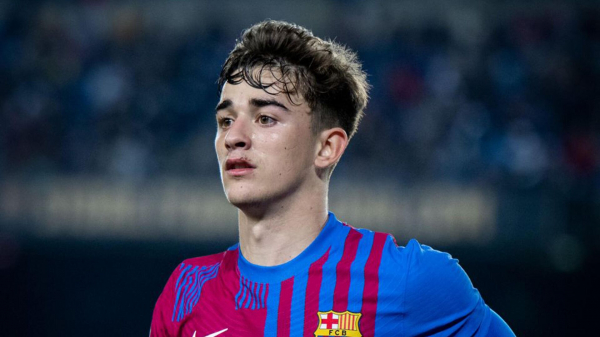 As: футболист "Барселоны" Гави порвал крестообразную связку колена