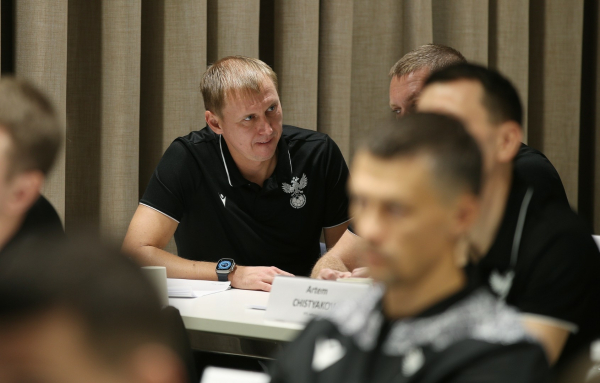 Судьи Мир РПЛ и помощники арбитров провели заключительный сбор в 2023 году