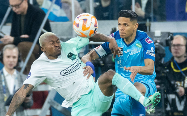 
        Финал первого круга завершился боевой ничьей: на мяч Сперцяна у &laquo;Зенита&raquo; ответил лучший бомбардир РПЛ
        
        
        
	