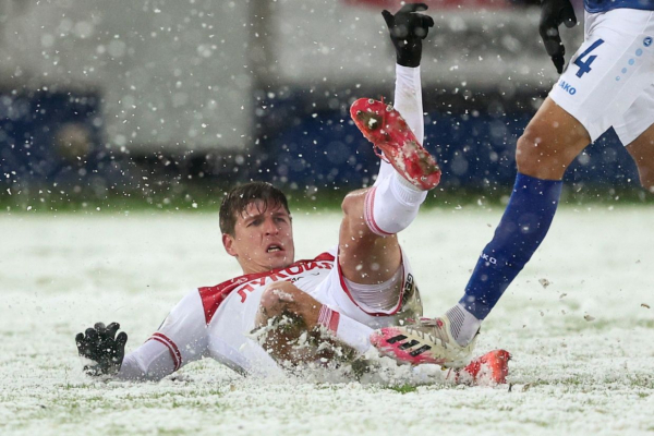 &laquo;Балтика&raquo; &mdash; &laquo;Спартак&raquo;, 16-й тур РПЛ, 25 ноября 2023: фото снежного матча, условия, погода