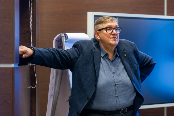 Слушатели программы &laquo;PRO-УЕФА&raquo; посетили тренировку &laquo;Локомотива&raquo;