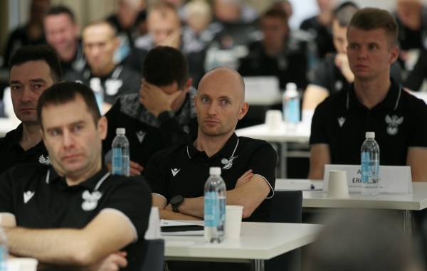 Судьи Мир РПЛ и помощники арбитров провели заключительный сбор в 2023 году