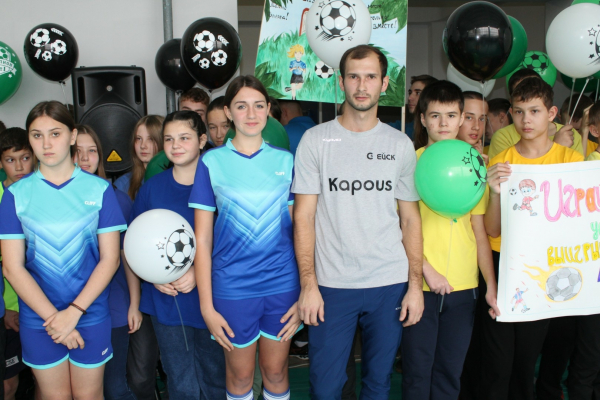 Пименов и Гасилин приехали к победителям фестиваля &laquo;Футбол в школе&raquo; 