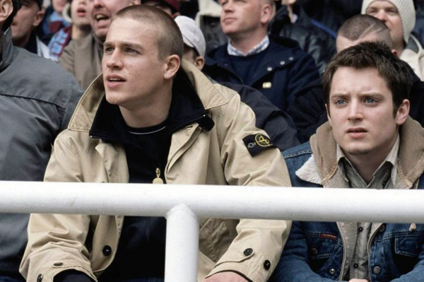 Почему Гильермо Абаскаль носит Stone Island, кто ещё из тренеров: Гвардиола, Энрике, Личка, история бренда, фанаты