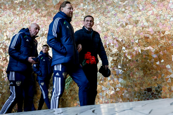 Сборная России посетила Мамаев курган