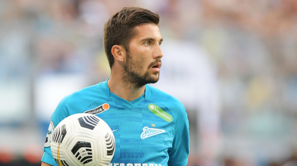 Медведев: "Зенит" не собирается зимой расставаться с Ерохиным и Суторминым 