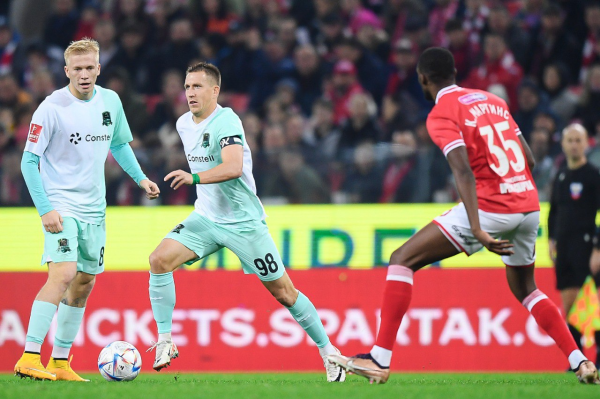 
        &laquo;Краснодар&raquo; вновь обыграл &laquo;Спартак&raquo;. Цирк с пенальти сыграл против москвичей
        
        
        
	