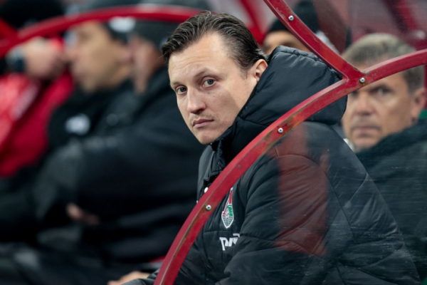 Тренер &laquo;Локомотива&raquo; Михаил Галактионов дисквалифицирован на два матча &mdash; дисциплина в команде, что случилось, мнение