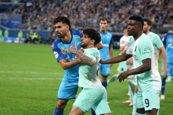 Осенний чемпион. &laquo;Зенит&raquo; не смог отвоевать у &laquo;Краснодара&raquo; первую строчку