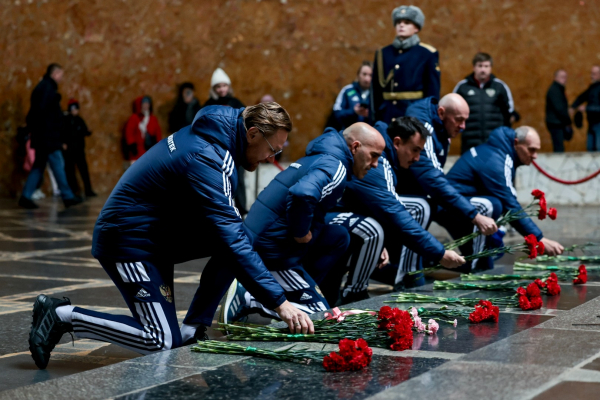 Сборная России посетила Мамаев курган