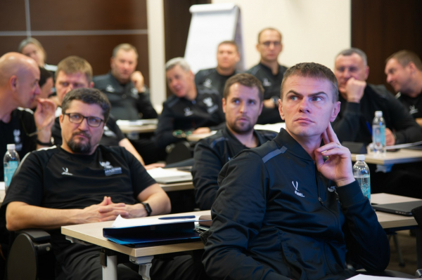 Слушатели программы &laquo;PRO-УЕФА&raquo; посетили тренировку &laquo;Локомотива&raquo;