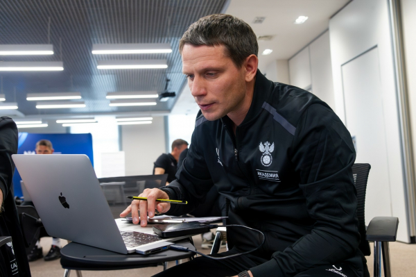 Слушатели программы &laquo;PRO-УЕФА&raquo; посетили тренировку &laquo;Локомотива&raquo;