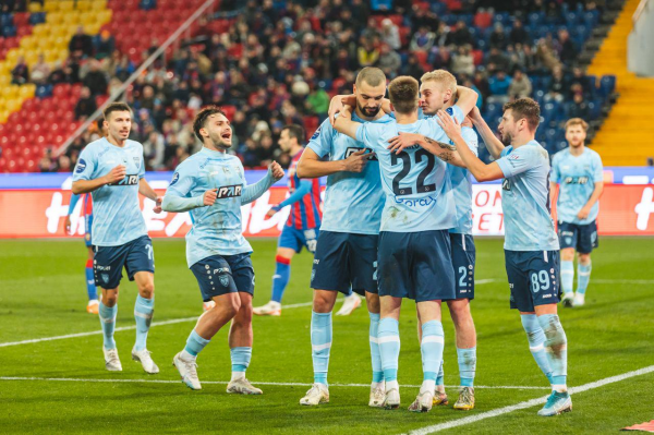 
        Триллер в Москве! ЦСКА вырвал победу в матче с &laquo;Пари НН&raquo; и поднялся в тройку
        
        
        
	