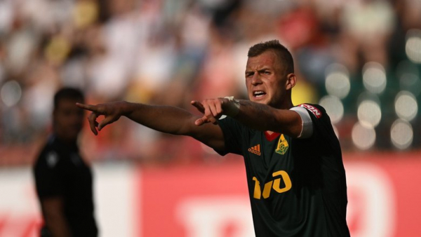 Баринов &mdash; судье после матча: для всего футбола вы позор