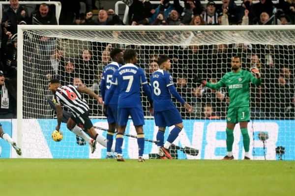 &laquo;Ньюкасл&raquo; &mdash; &laquo;Челси&raquo; &mdash; 4:1, обзор матча 13-го тура чемпионата Англии, 25 ноября 2023 года, ошибка и рекорд Тьяго Силвы