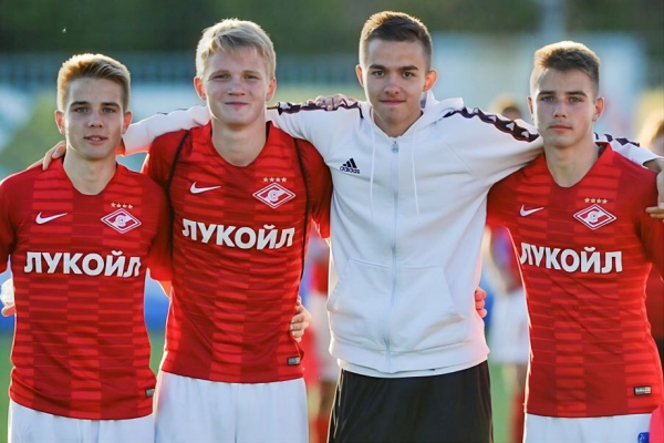 Экс-нападающий Спартака Владислав Шитов &mdash; одно из открытий РПЛ: интервью с игроком: брат, Осинькин, Писарский, Карпин