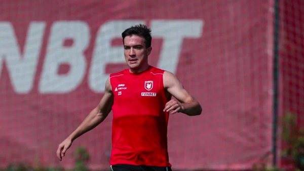 "Карпин спокойно заменил бы Слуцкого": интервью талантливого ученика обоих