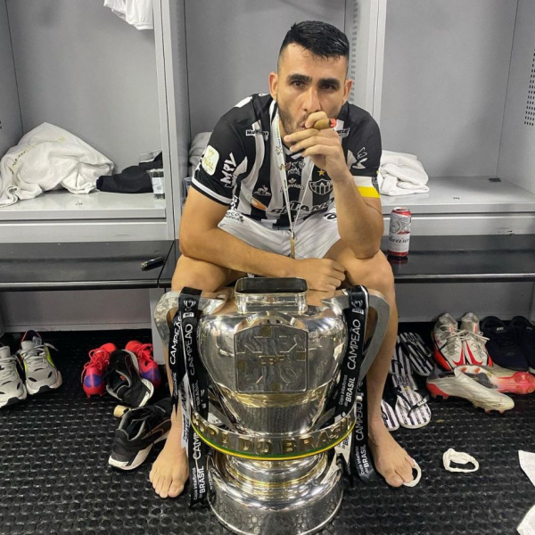 Интервью с лидером обороны Краснодара Хуниором Алонсо: Россия, первое место в РПЛ, Парагвай, Месси, Халк, Ивич, Кордоба