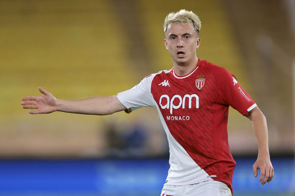 Как сыграли российские футболисты за рубежом в выходные: Головин, Кузяев, Захарян, Миранчук, Оздоев, Бакаев, Кокорин