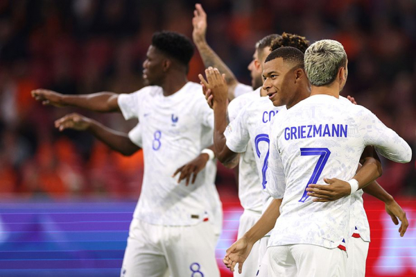 Расписание спортивных матчей 18 ноября 2023 года &mdash; live трансляции, текстовые трансляции, результаты, кто сыграет