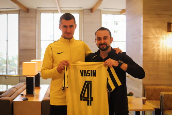 
        От Погребняка до Захаряна: вспоминаем последние продажи клубов РПЛ за рубеж
        
        
        
	