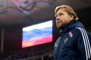 Реакция главного тренера сборной России Карпина на песню &laquo;Валера&raquo; после победы в Волгограде над Кубой со счётом 8:0