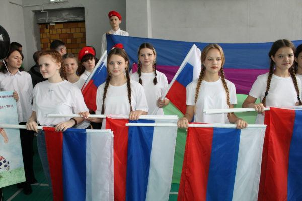 Пименов и Гасилин приехали к победителям фестиваля &laquo;Футбол в школе&raquo; 