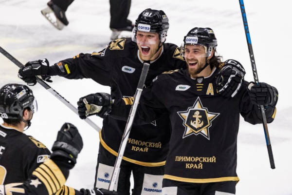 Матчи сегодня, расписание спортивных игр 19 ноября 2023: live-трансляции, результаты, кто сыграет