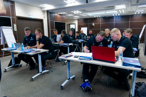 Слушатели программы &laquo;PRO-УЕФА&raquo; посетили тренировку &laquo;Локомотива&raquo;