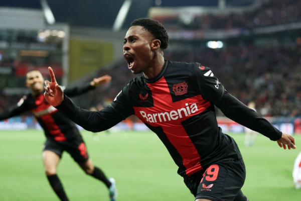 Обзор футбольных матчей 12 ноября 2023: Челси &mdash; Манчестер Сити, дубль Левандовского, поражение Наполи, победа Ливерпуля