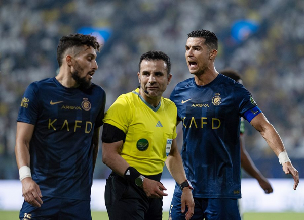 Как российский судья Сергей Иванов отработал матч чемпионата Саудовской Аравии &mdash; интервью с арбитром