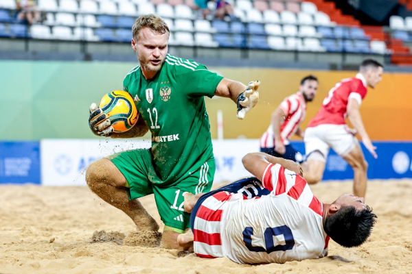 Сборная России во второй раз переиграла Парагвай