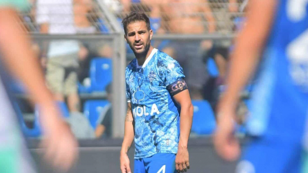 Фабрегас стал исполняющим обязанности главного тренера "Комо" из Серии B