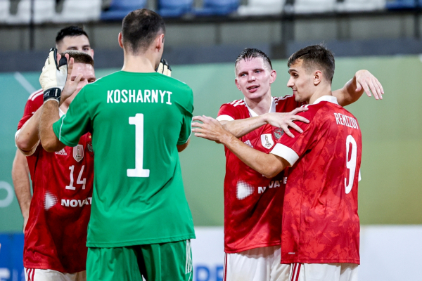 Сборная России во второй раз переиграла Парагвай