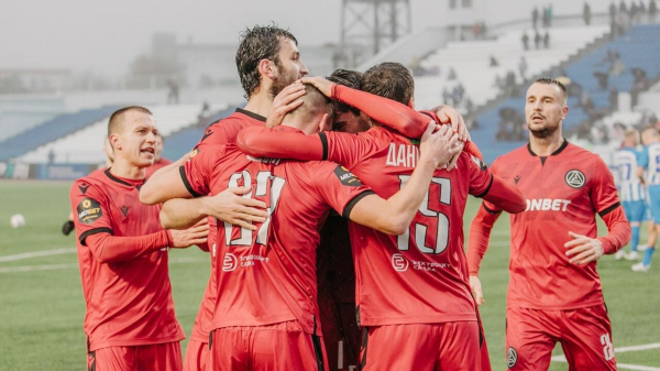 "Акрон" выиграл пятый матч подряд в Первой лиге, победив "Енисей"