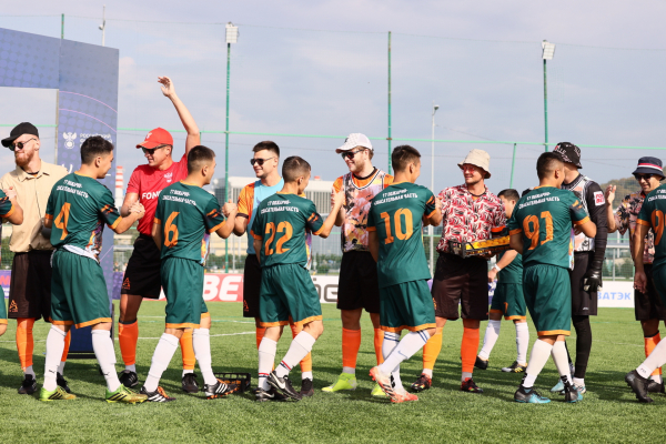 FONBET Чемпионат России по футболу 8х8. День первый