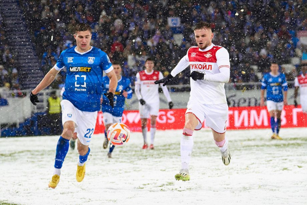 Регламент РПЛ сезона-2023/2024: каким мячом играют в снег, когда переносят матч, условия