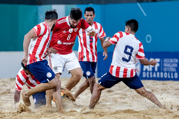 Сборная России во второй раз переиграла Парагвай