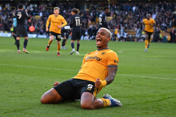 Обзор футбольных матчей 11 ноября: поражение Тоттенхэма, победа Реала, ничья Милана, голы Кейна, Головин против Кузяева