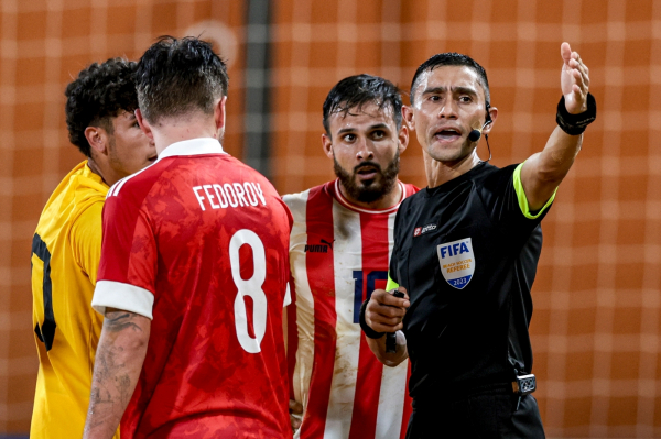 Сборная России во второй раз переиграла Парагвай