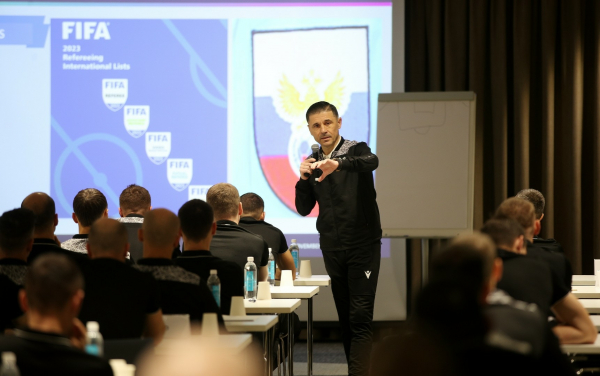 Судьи Мир РПЛ и помощники арбитров провели заключительный сбор в 2023 году