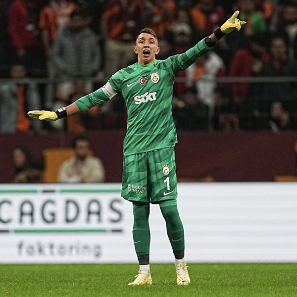 Бывший футболист &laquo;Барселоны&raquo; Арда Туран потерял $ 7 млн из-за мошенницы, подробности, детали