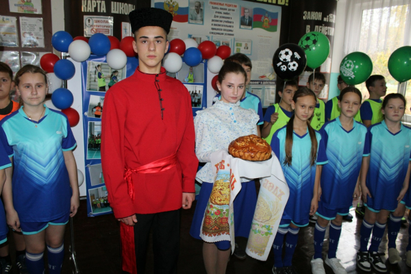 Пименов и Гасилин приехали к победителям фестиваля &laquo;Футбол в школе&raquo; 