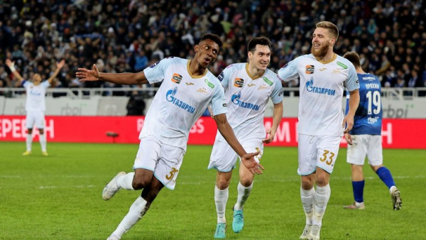 &laquo;Зенит&raquo; &mdash; &laquo;Сочи&raquo;: стартовые составы команд на матч 16-го тура РПЛ
