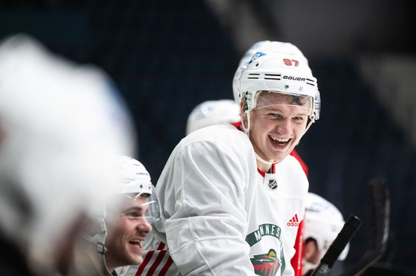 Расписание спортивных матчей 18 ноября 2023 года &mdash; live трансляции, текстовые трансляции, результаты, кто сыграет