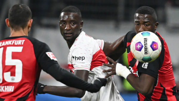 Дубль Ундава помог &laquo;Штутгарту&raquo; победить &laquo;Айнтрахт&raquo; во Франкфурте