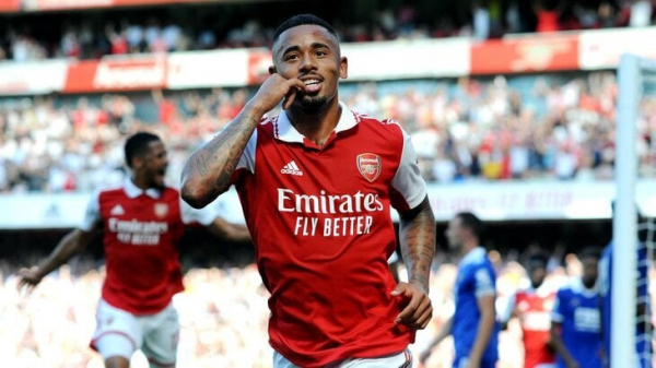 &laquo;Арсенал&raquo; разгромил &laquo;Ланс&raquo; и вышел в плей-офф Лиги чемпионов