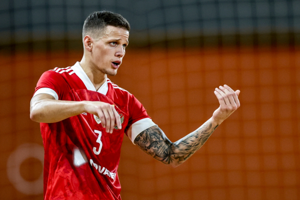 Сборная России во второй раз переиграла Парагвай